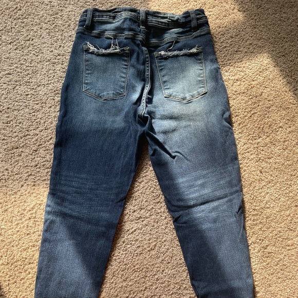 KanCan “High Rise Curvy Jegging” (Size 29). - Picture 2 of 4